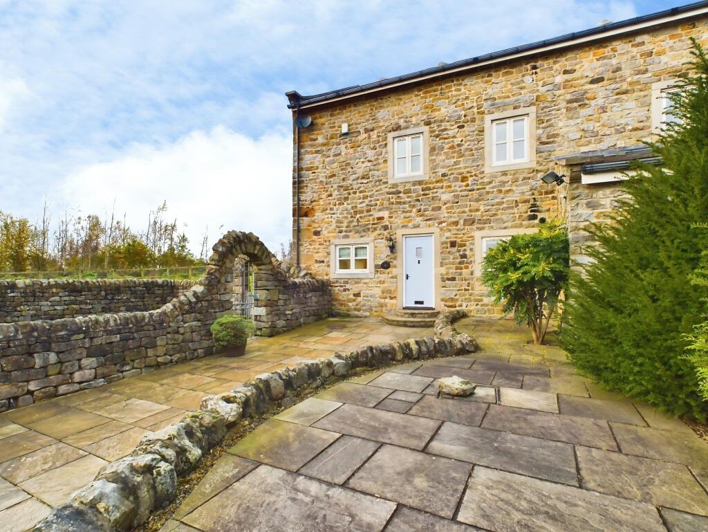 5 bed Semi Detached for rent in Killinghall. From Belvoir - Harrogate 5 bed Semi Detached for rent in Killinghall. From Belvoir - Harrogate