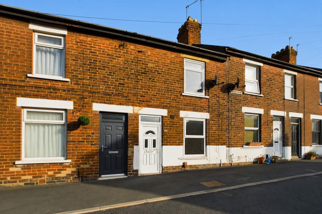 2 bed Mid Terraced House for rent in Harrogate. From Belvoir - Harrogate