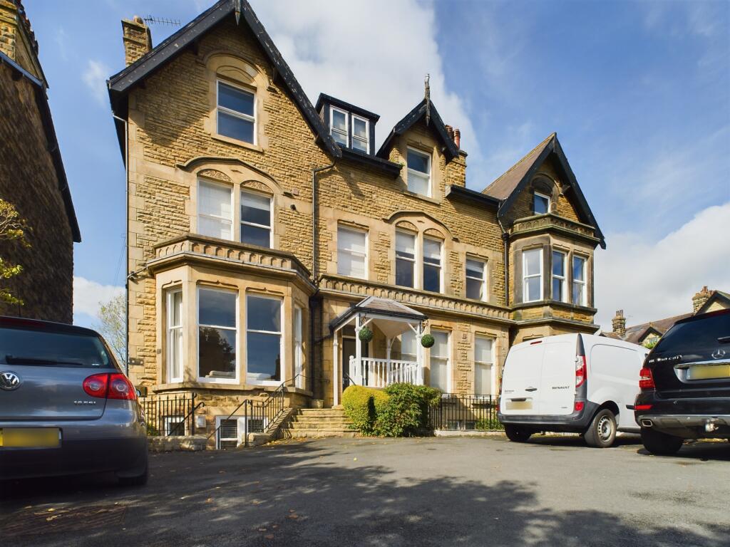 2 bed 1st Floor Flat for rent in Harrogate. From Belvoir - Harrogate