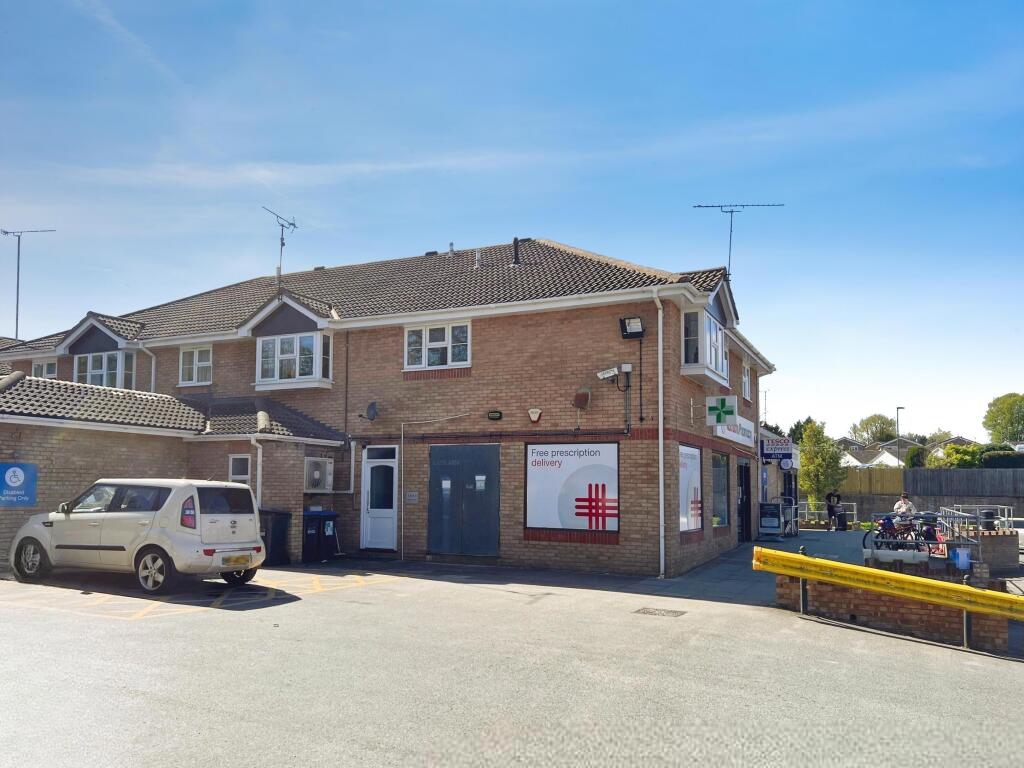 1 bed 1st Floor Flat for rent in Walstead. From Belvoir - Haywards Heath