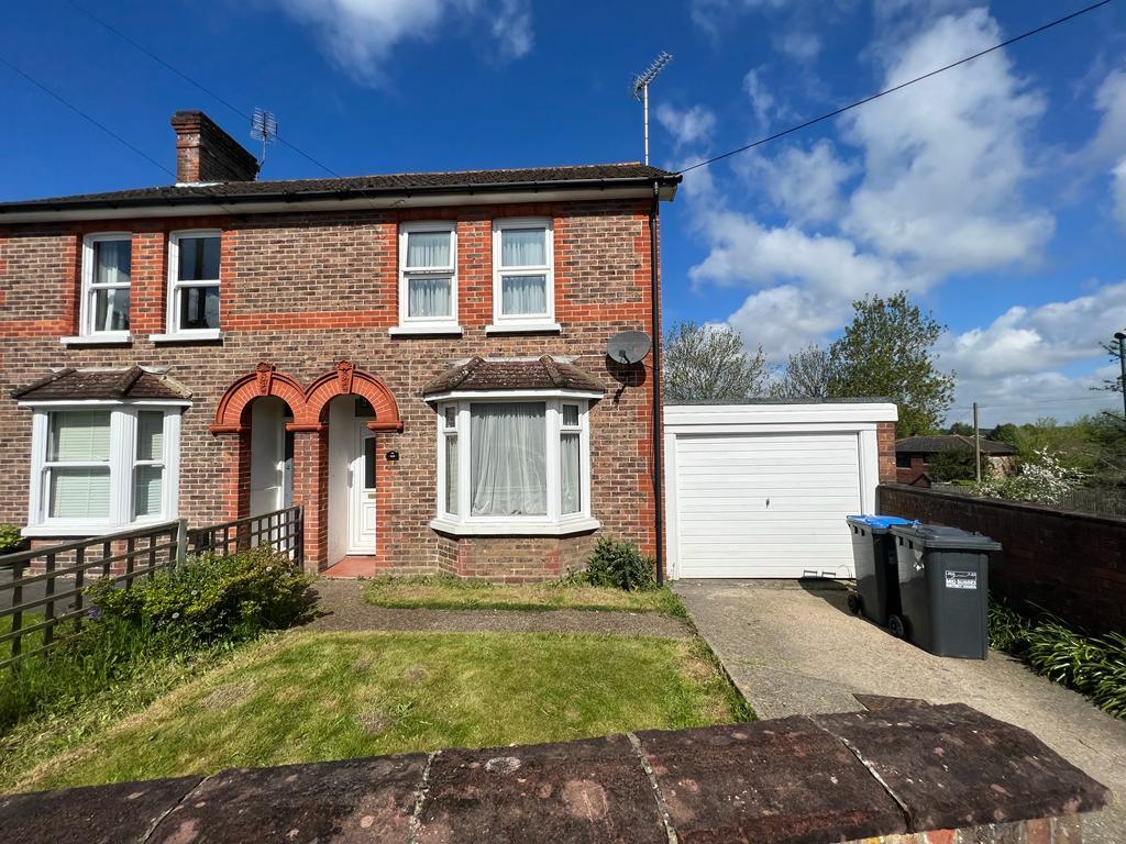 2 bed Semi Detached for rent in Haywards Heath. From Belvoir - Haywards Heath 2 bed Semi Detached for rent in Haywards Heath. From Belvoir - Haywards Heath