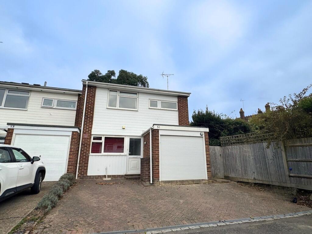 3 bed End of Terrace for rent in Haywards Heath. From Belvoir - Haywards Heath 3 bed End of Terrace for rent in Haywards Heath. From Belvoir - Haywards Heath