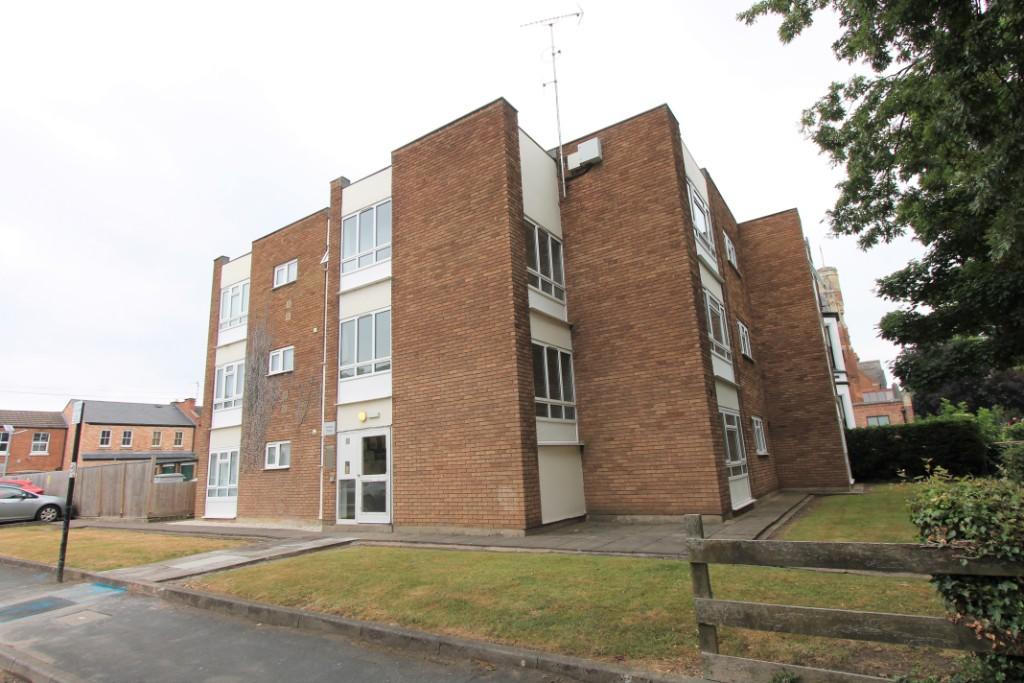 4 bed Studio for rent in Whitnash. From Belvoir - Leamington Spa