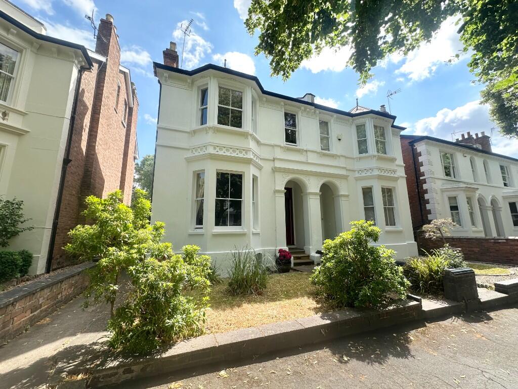 3 bed Detached for rent in Royal Leamington Spa. From Belvoir - Leamington Spa