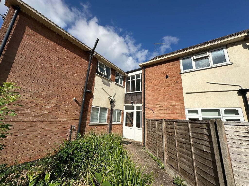 3 bed Apartment for rent in Radford Semele. From Belvoir - Leamington Spa