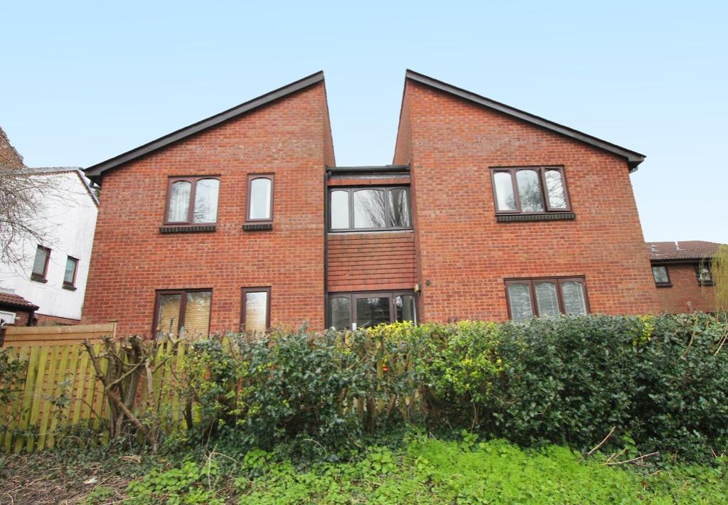 4 bed Studio for rent in Warwick. From Belvoir - Leamington Spa 4 bed Studio for rent in Warwick. From Belvoir - Leamington Spa