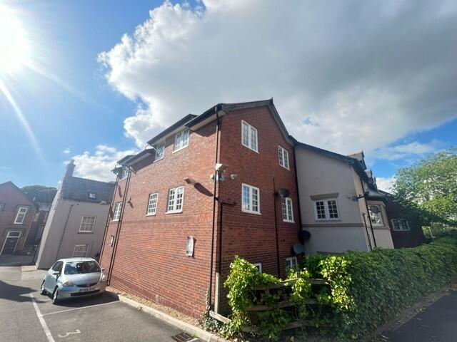 2 bed 1st Floor Flat for rent in Congleton. From Belvoir - Northwich 2 bed 1st Floor Flat for rent in Congleton. From Belvoir - Northwich