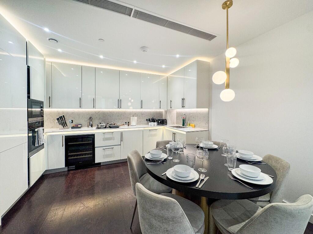 3 bed 1st Floor Flat for rent in Battersea. From Berkeley & Woods - London 3 bed 1st Floor Flat for rent in Battersea. From Berkeley & Woods - London