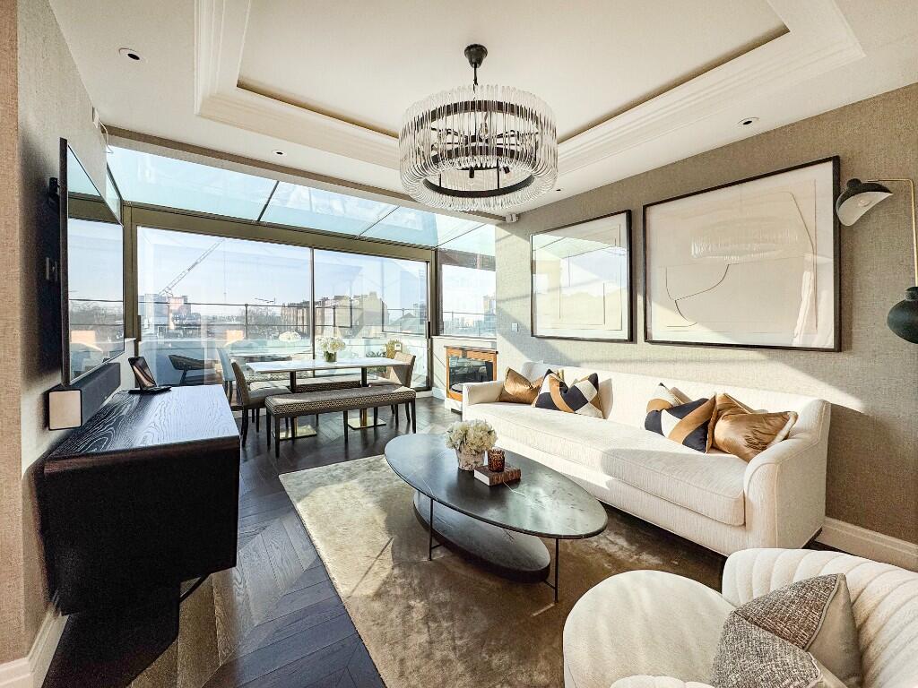 2 bed 1st Floor Flat for rent in Kensington. From Berkeley & Woods - London