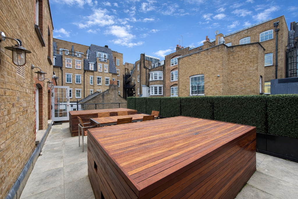 2 bed 1st Floor Flat for rent in Westminster. From Berkeley & Woods - London