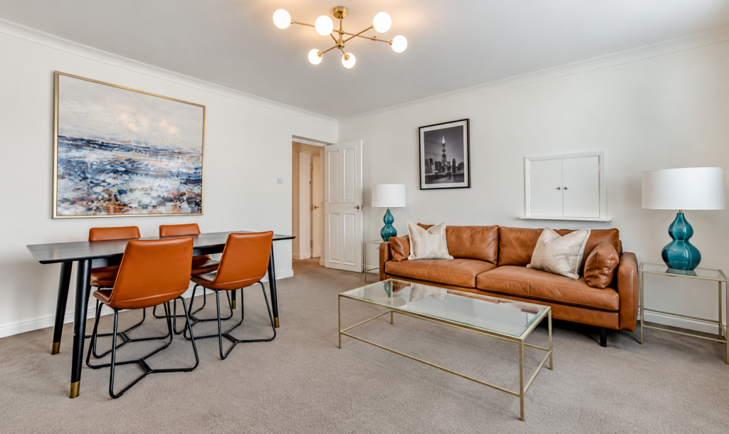 2 bed 1st Floor Flat for rent in Chelsea. From Berkeley & Woods - London