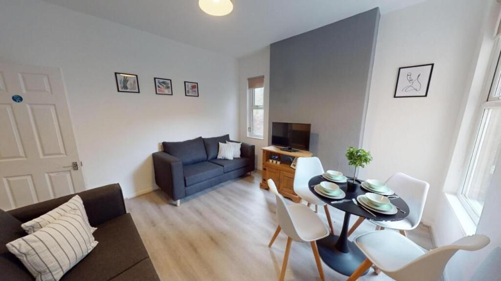 5 bed Semi Detached for rent in Beeston. From Belvoir - Nottingham