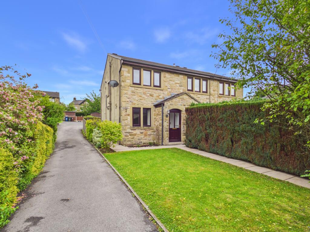 2 bed Town House for rent in Skipton. From Belvoir - Skipton 2 bed Town House for rent in Skipton. From Belvoir - Skipton