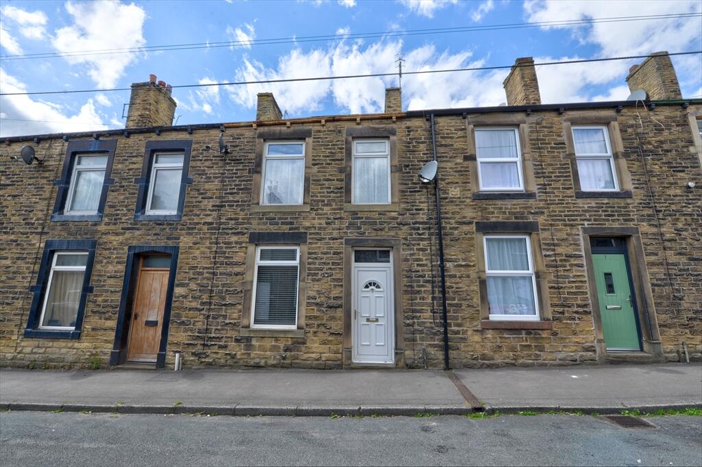3 bed Mid Terraced House for rent in Skipton. From Belvoir - Skipton