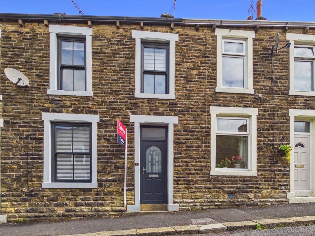 2 bed Mid Terraced House for rent in Earby. From Belvoir - Skipton 2 bed Mid Terraced House for rent in Earby. From Belvoir - Skipton