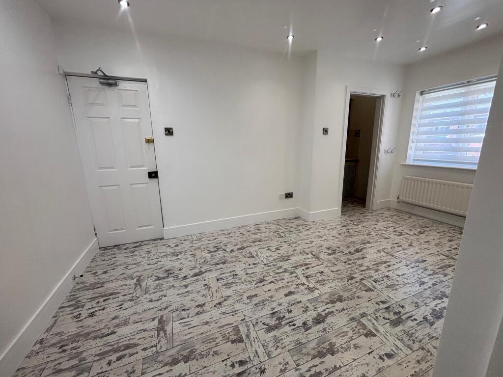 1 bed 1st Floor Flat for rent in Stone. From Belvoir - Stone 1 bed 1st Floor Flat for rent in Stone. From Belvoir - Stone