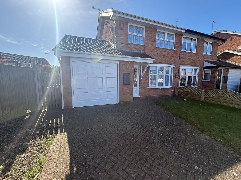 3 bed Semi Detached for rent in Coventry. From Belvoir - Coventry
