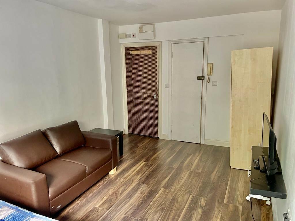 0 bed Studio for rent in London. From Berns & Co - West Hampstead