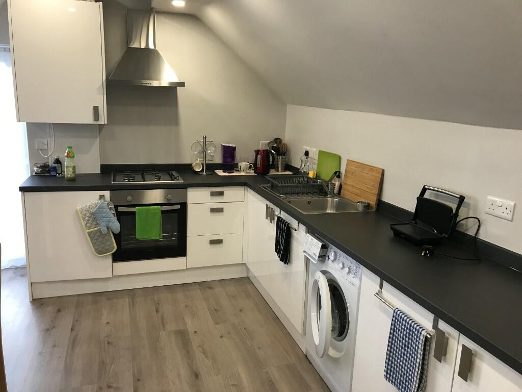 3 bed Flat for rent in Woolwich. From Berns & Co - West Hampstead