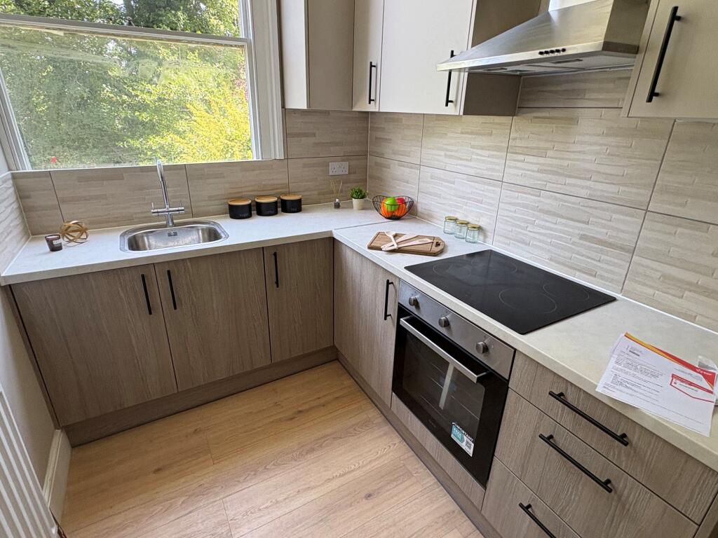 2 bed 1st Floor Flat for rent in London. From Berns & Co - West Hampstead