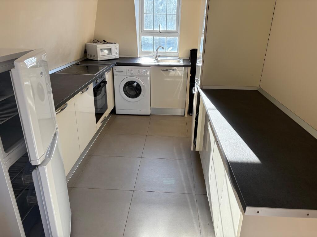 2 bed 1st Floor Flat for rent in Bermondsey. From Berns & Co - West Hampstead