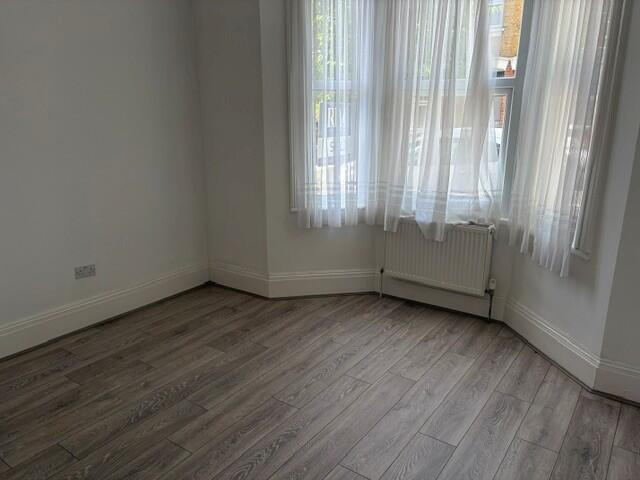 2 bed 1st Floor Flat for rent in Southend-on-Sea. From Berns & Co - West Hampstead 2 bed 1st Floor Flat for rent in Southend-on-Sea. From Berns & Co - West Hampstead