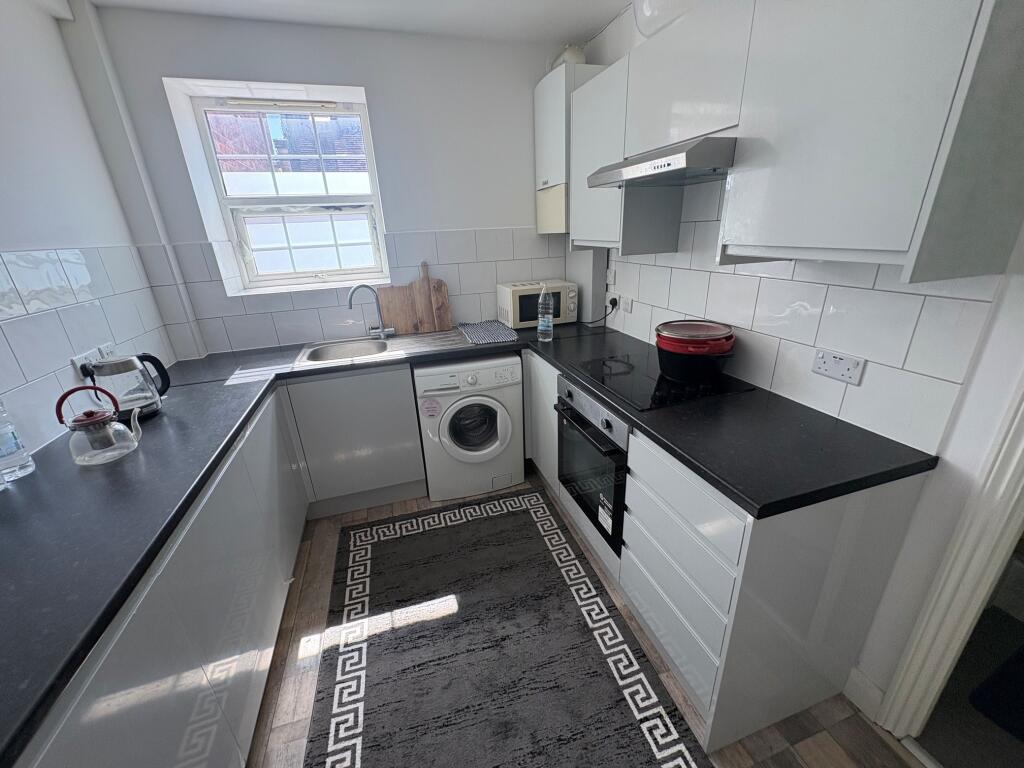 1 bed 1st Floor Flat for rent in London. From Berns & Co - West Hampstead 1 bed 1st Floor Flat for rent in London. From Berns & Co - West Hampstead