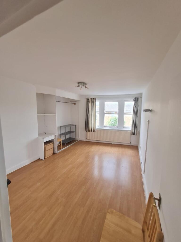 1 bed 1st Floor Flat for rent in London. From Berns & Co - West Hampstead 1 bed 1st Floor Flat for rent in London. From Berns & Co - West Hampstead