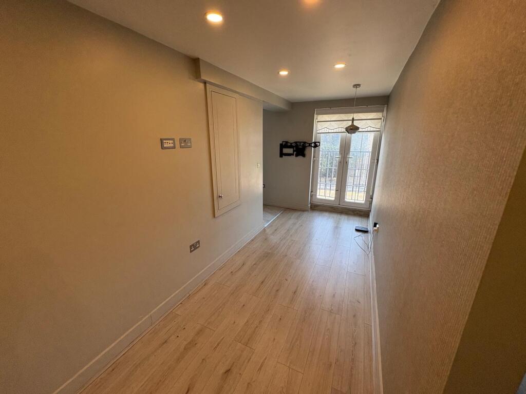 1 bed 1st Floor Flat for rent in Waltham Abbey. From Berns & Co - West Hampstead