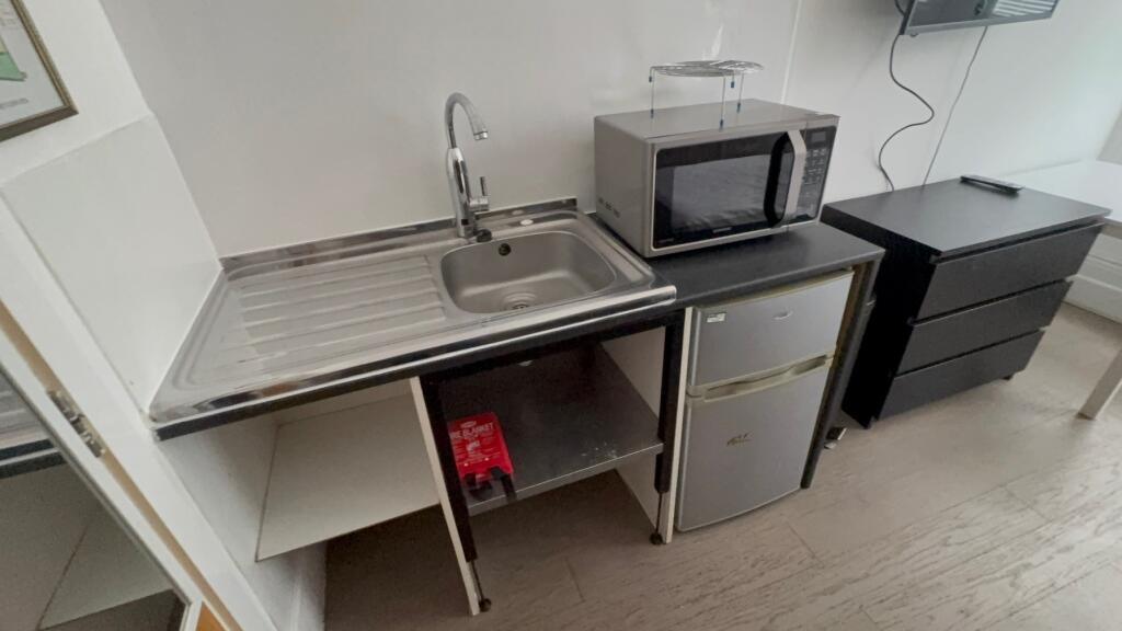 0 bed Studio for rent in Woolwich. From Berns & Co - West Hampstead