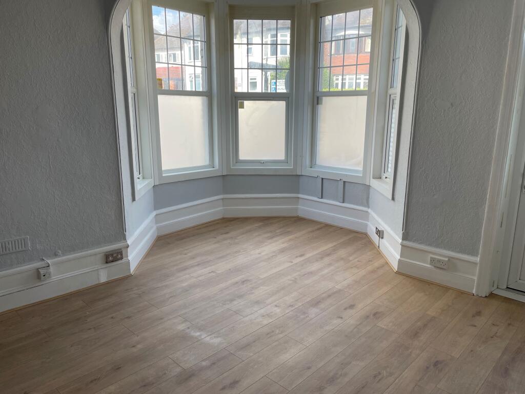 0 bed Studio for rent in Southend-on-Sea. From Berns & Co - West Hampstead 0 bed Studio for rent in Southend-on-Sea. From Berns & Co - West Hampstead