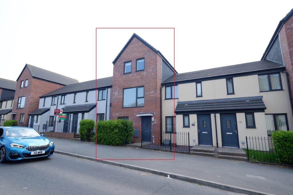 3 bed Town House for rent in Penmark. From Burnett Davies with Easton - Dinas Powys
