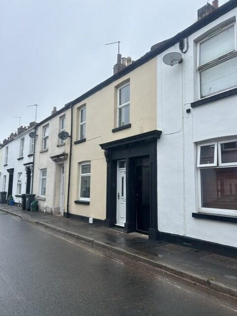 3 bed Mid Terraced House for rent in Exmouth. From Belvoir - Exeter