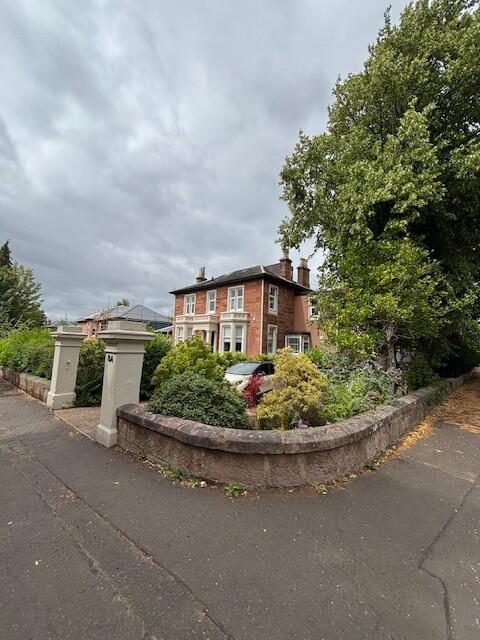 3 bed 1st Floor Flat for rent in Hamilton. From Belvoir - Glasgow