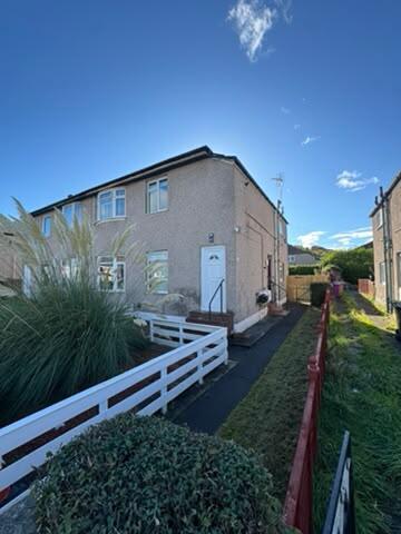 3 bed 1st Floor Flat for rent in Spittal. From Belvoir - Glasgow