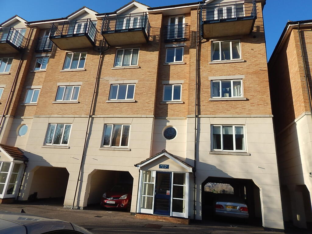 1 bed 1st Floor Flat for rent in Wouldham. From Belvoir - Rochester