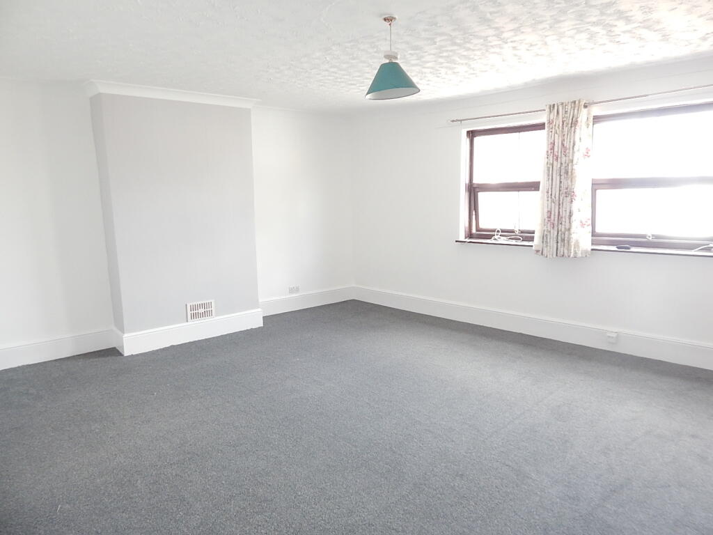 2 bed Annexe for rent in Chatham. From Belvoir - Rochester 2 bed Annexe for rent in Chatham. From Belvoir - Rochester