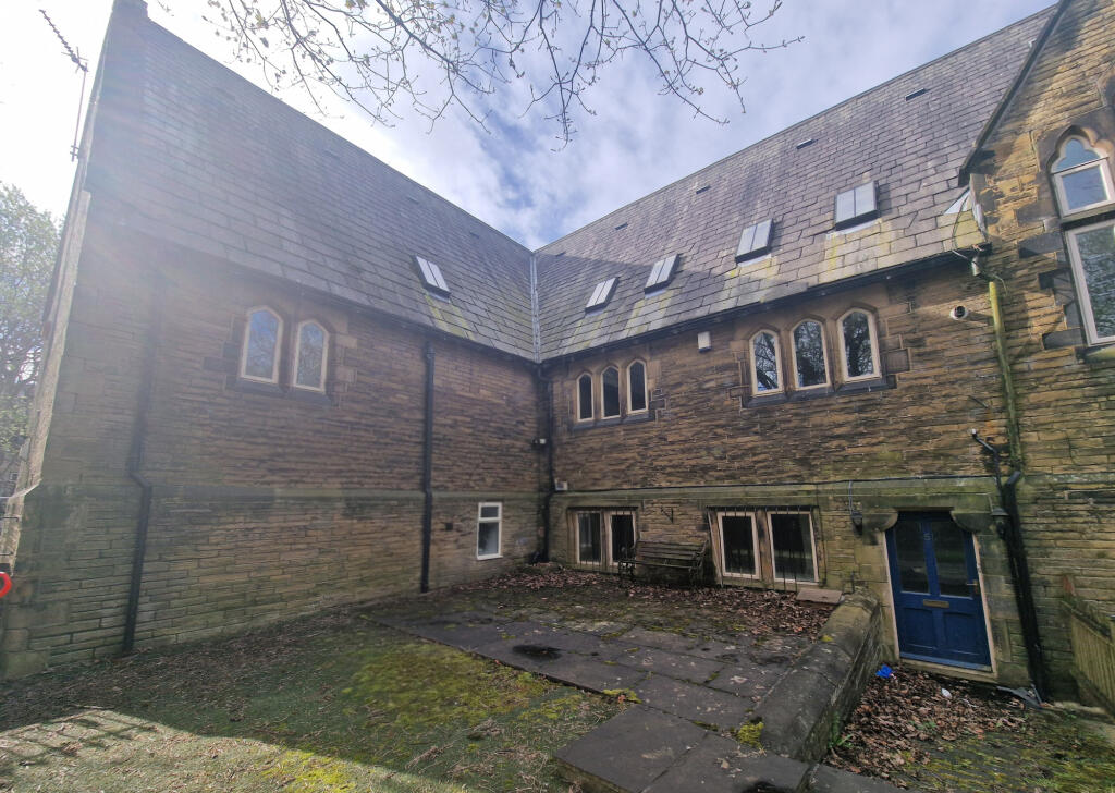 4 bed Semi Detached for rent in West Scholes. From Biscayne Properties - Bradford 4 bed Semi Detached for rent in West Scholes. From Biscayne Properties - Bradford
