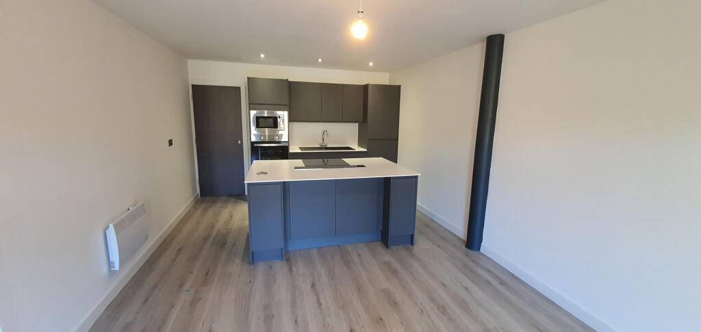 2 bed Apartment for rent in Bradford. From Biscayne Properties - Bradford