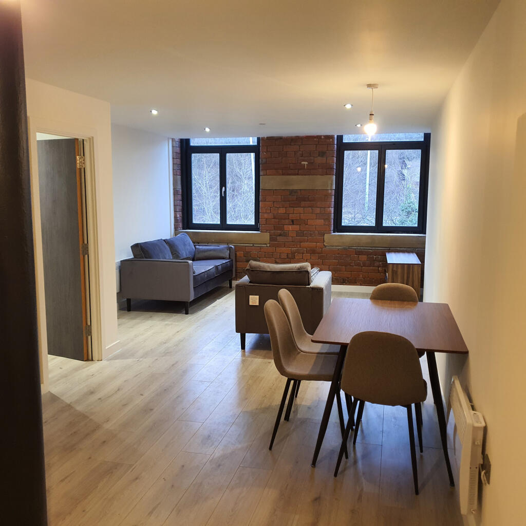 2 bed Apartment for rent in Bradford. From Biscayne Properties - Bradford