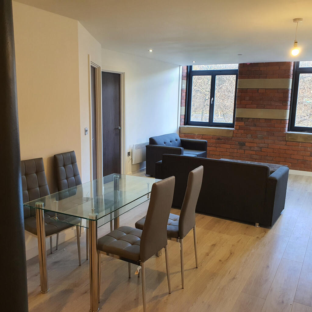 2 bed Apartment for rent in Bradford. From Biscayne Properties - Bradford