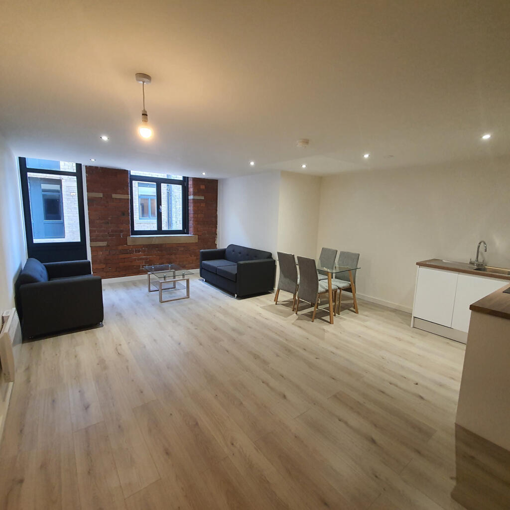 4 bed Apartment for rent in Bradford. From Biscayne Properties - Bradford