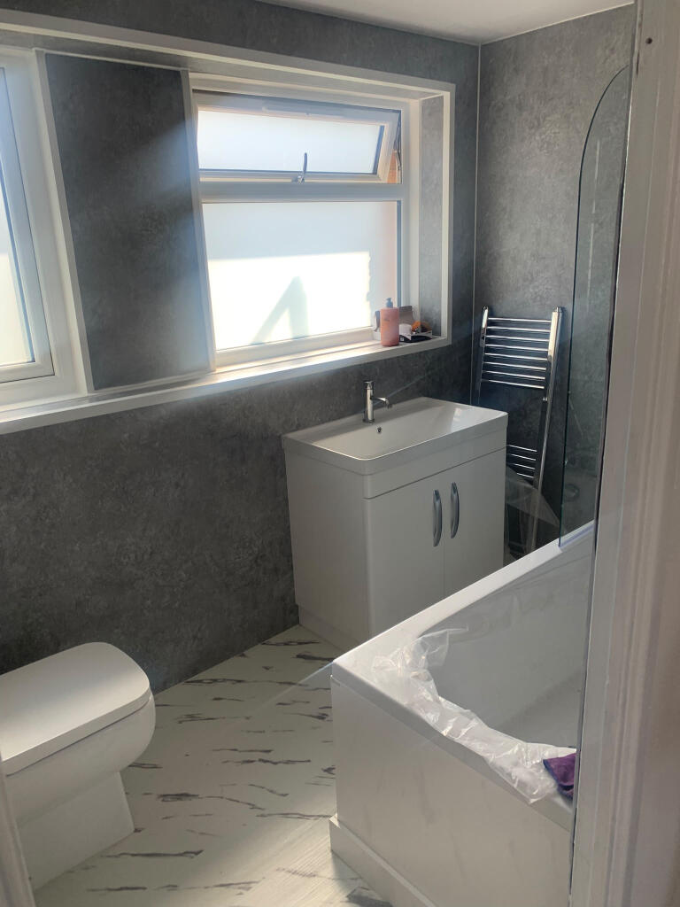 3 bed Mid Terraced House for rent in Bradford. From Biscayne Properties - Bradford