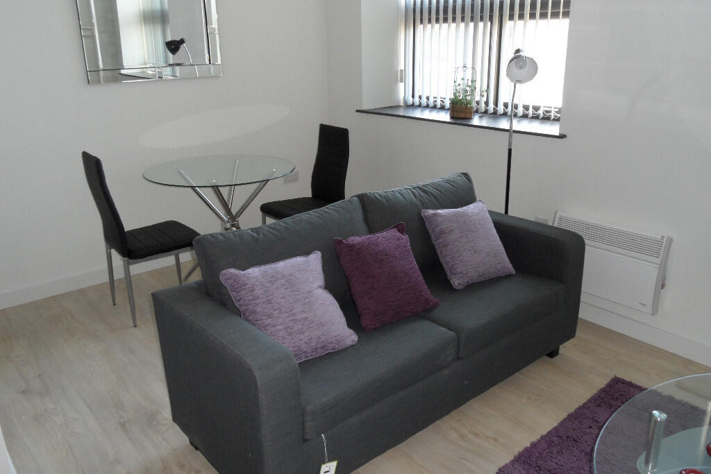 1 bed Apartment for rent in Bradford. From Biscayne Properties - Bradford
