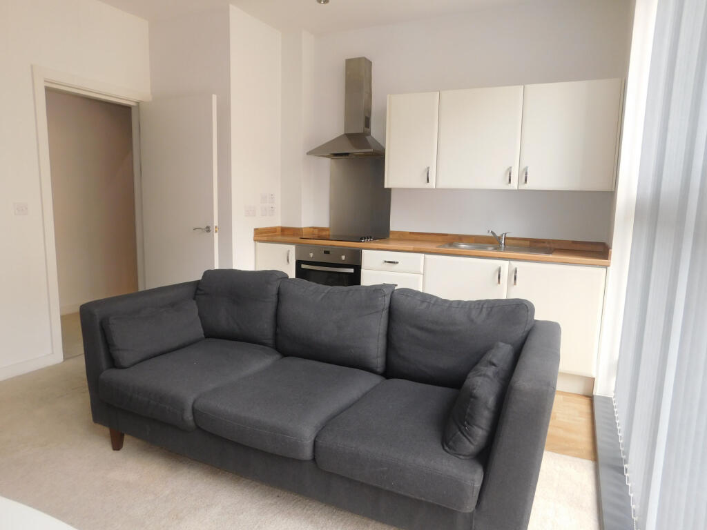1 bed Apartment for rent in Bradford. From Biscayne Properties - Bradford