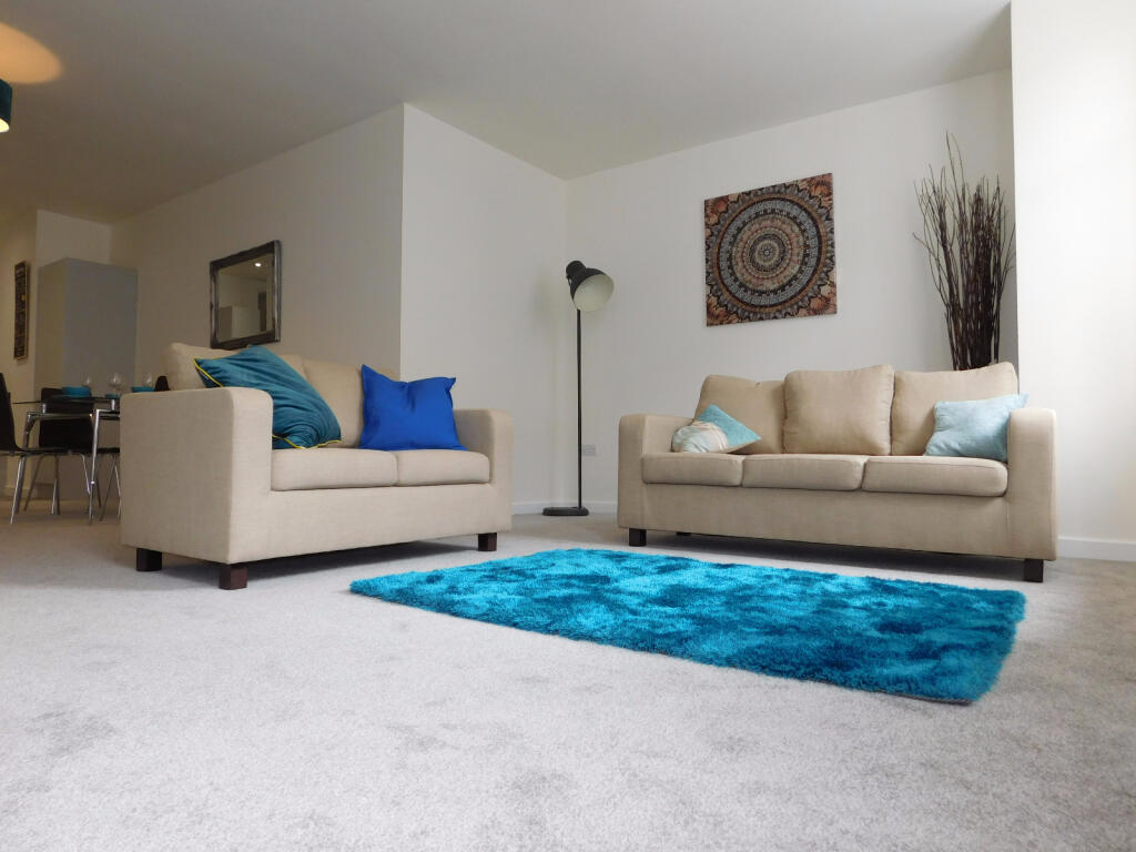 2 bed Apartment for rent in Bradford. From Biscayne Properties - Bradford