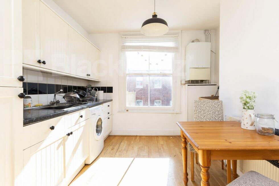 2 bed 1st Floor Flat for rent in Hornsey. From Black Katz - Camden