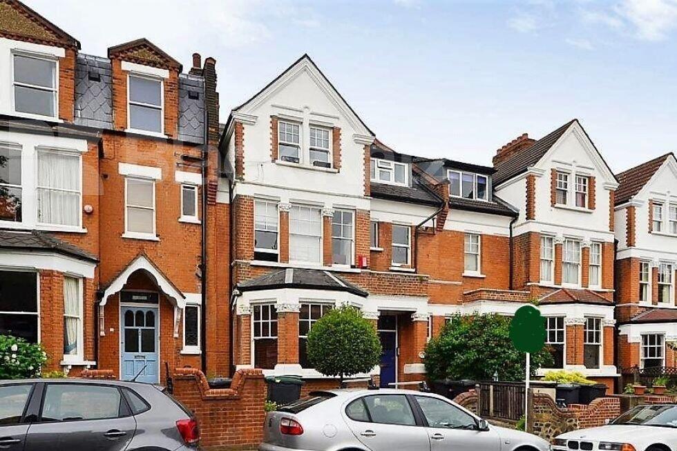 3 bed 1st Floor Flat for rent in Hornsey. From Black Katz - Camden