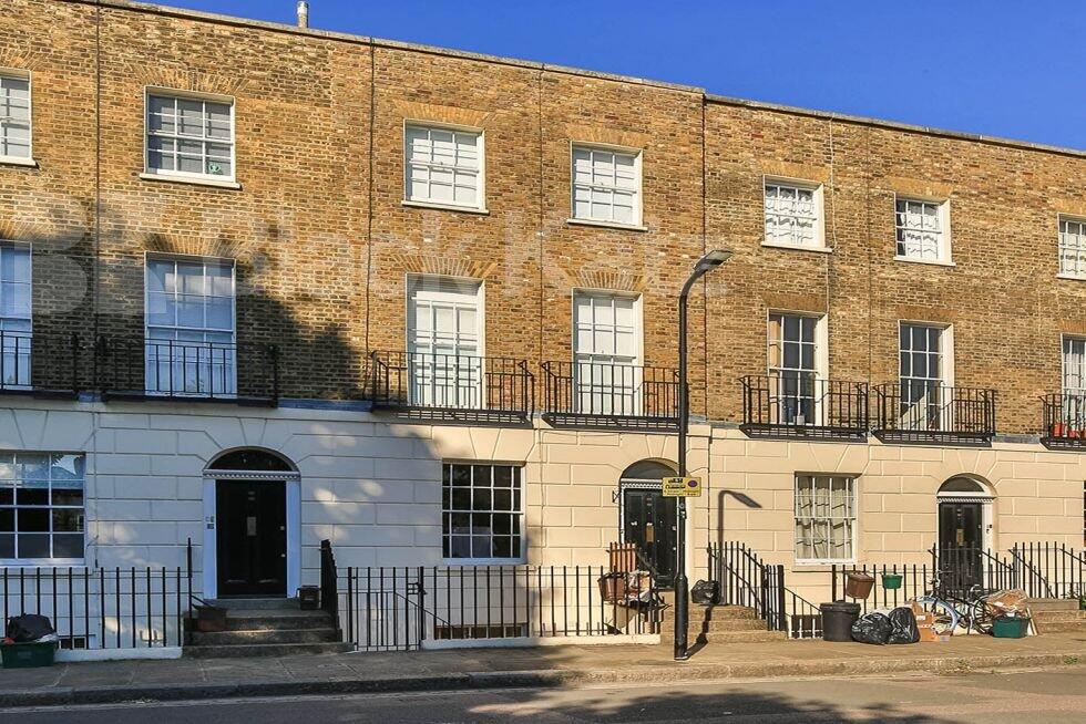 2 bed 1st Floor Flat for rent in Camden Town. From Black Katz - Camden