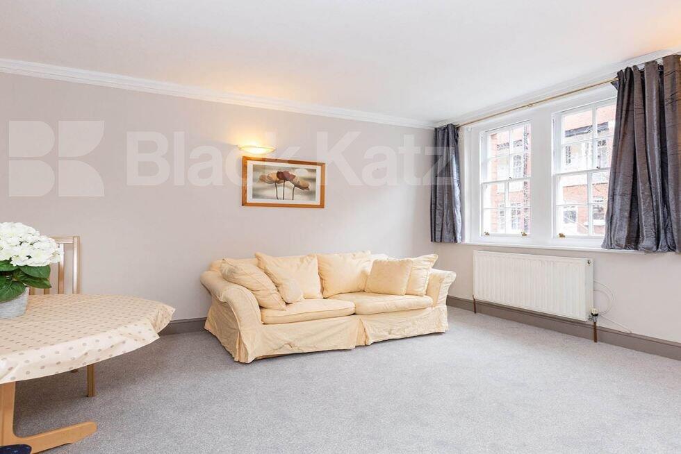 1 bed 1st Floor Flat for rent in Camden Town. From Black Katz - Camden